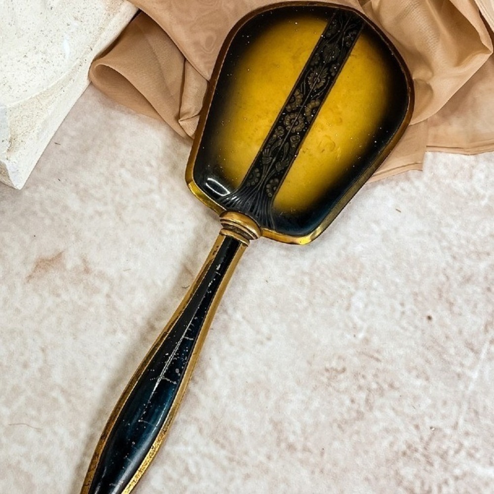 Black and Gold Hand Mirror‎
